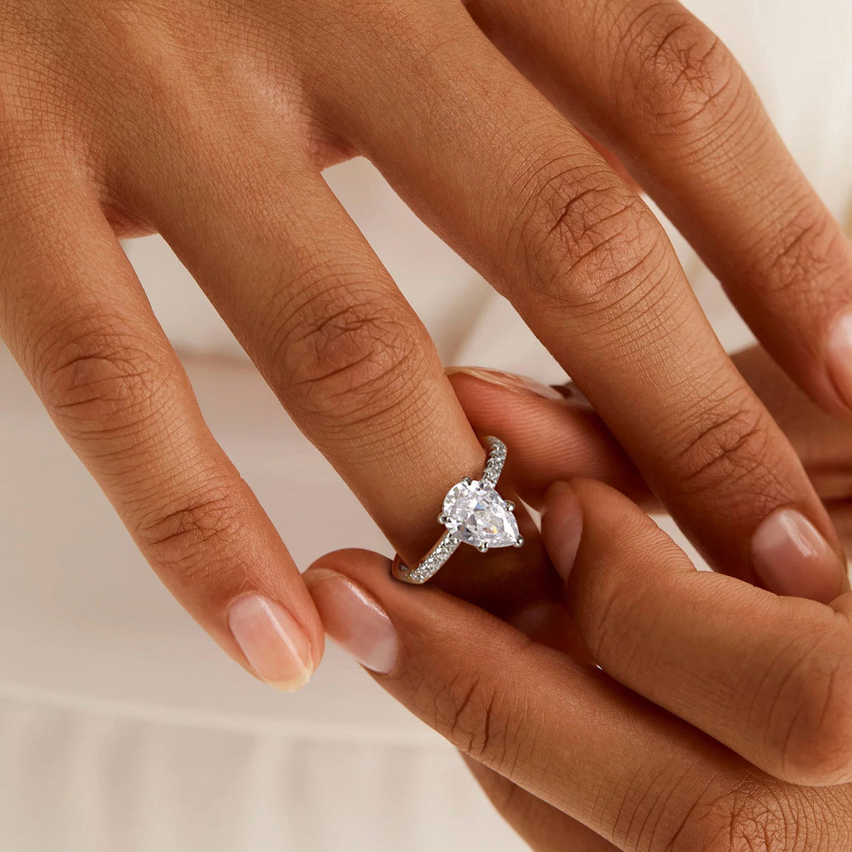 pear shape wedding ring, 2ct pear ring, sterling silver wedding rings for women, pear cubic zirconia ring, cubic zirconia wedding ring, cubic zirconia engagement ring
