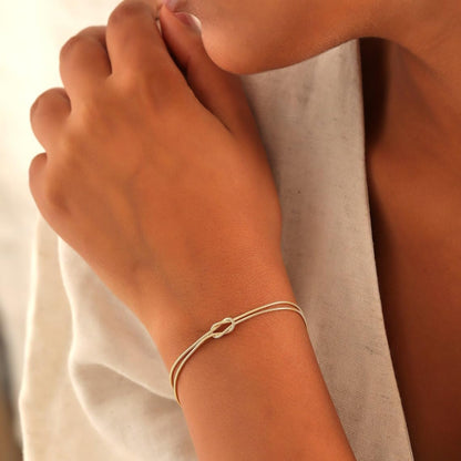 silver love knot bracelet for best friends