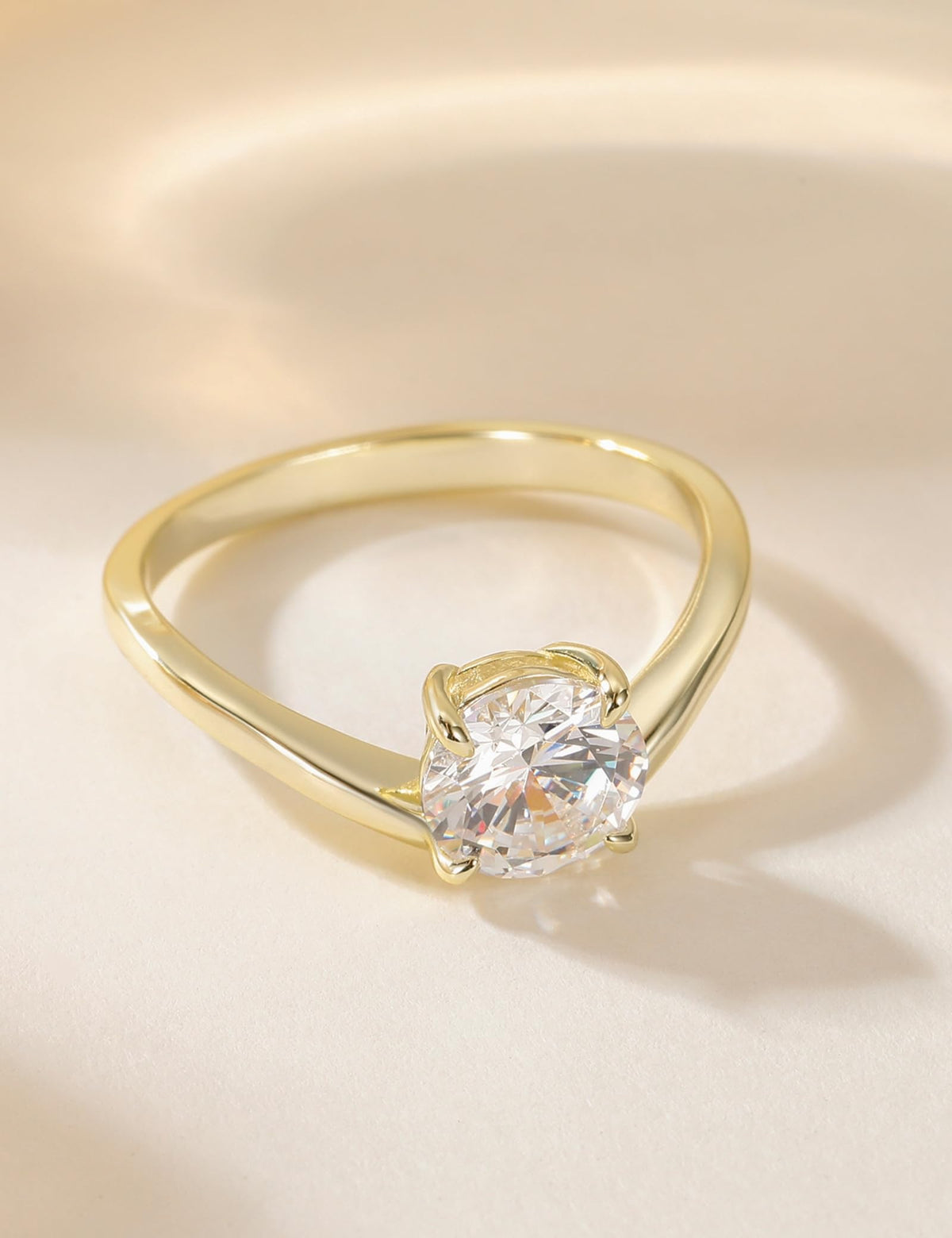 1.5 ct Round Cut Curved Wedding Ring Set – product view 7