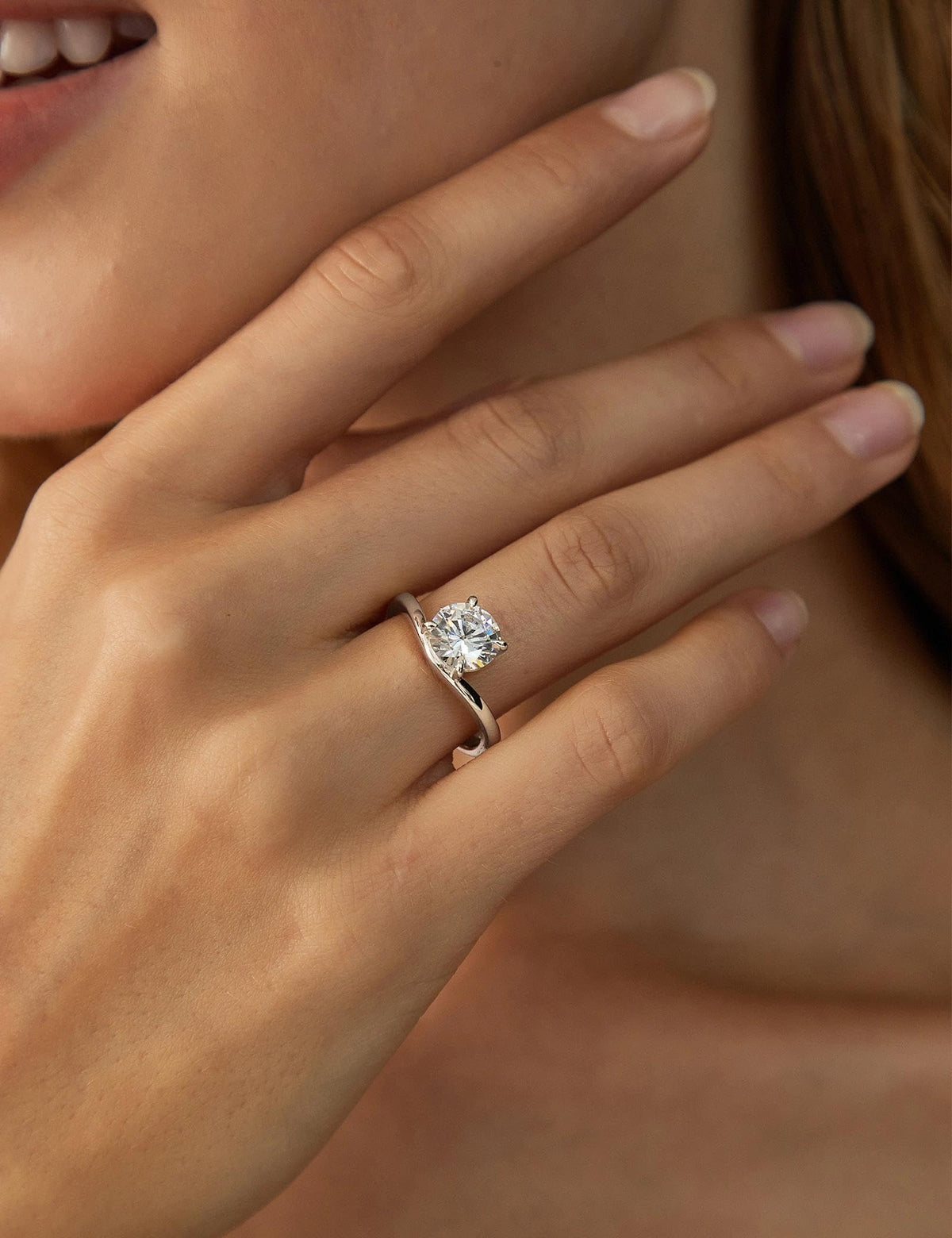 1.5 ct Round Cut Curved Wedding Ring Set – product view 17