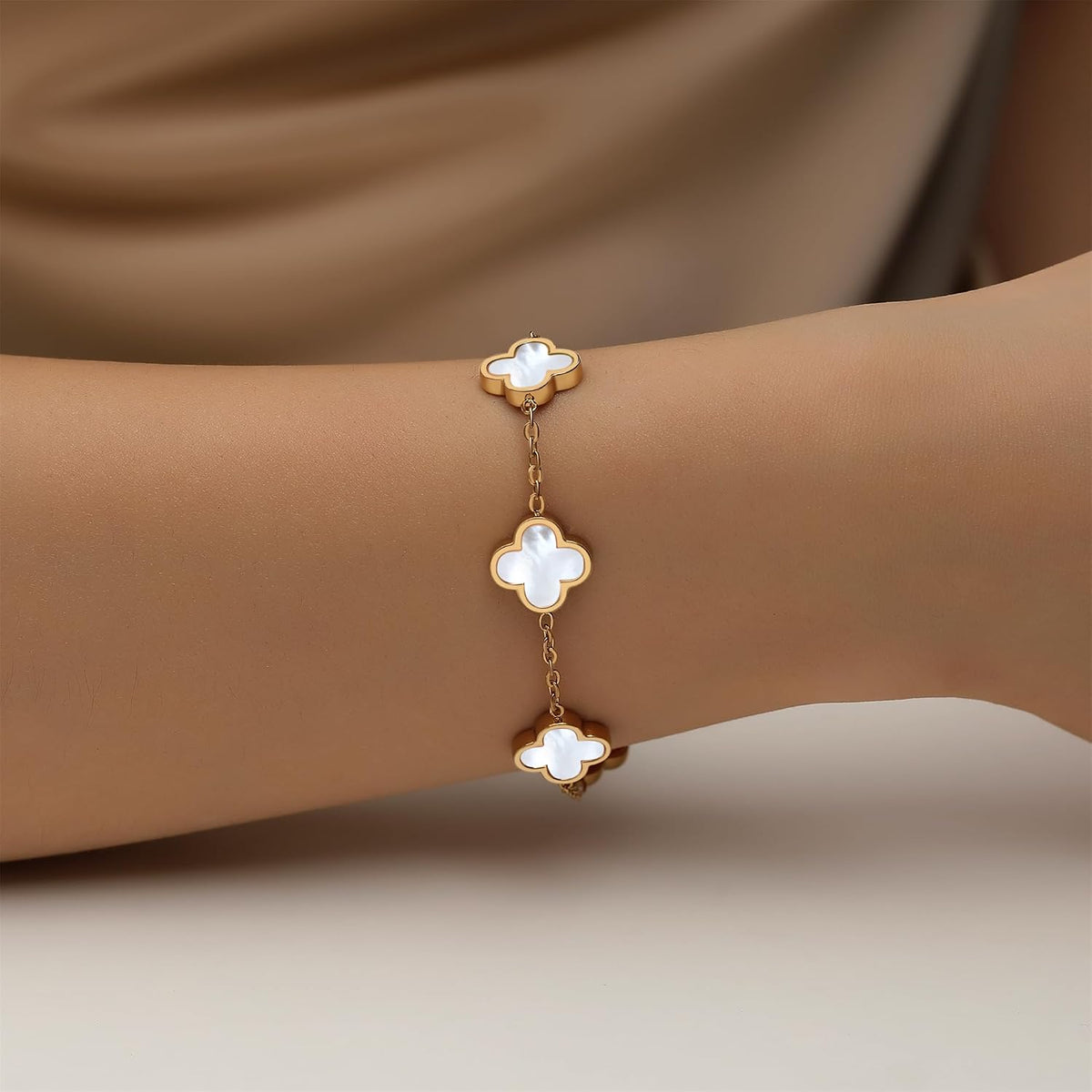 18K gold-plated double-sided clover bracelet – image 7