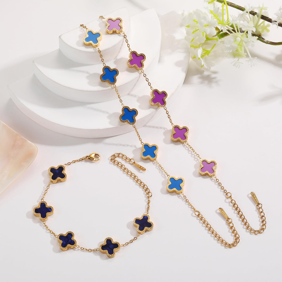 three-piece lucky flower bracelet set – image 14