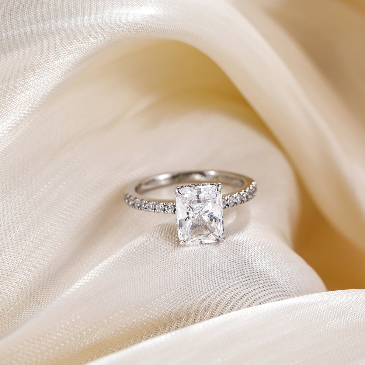 3CT Radiant Cut Solitaire Cubic Zirconia Wedding & Engagement Promise Rings