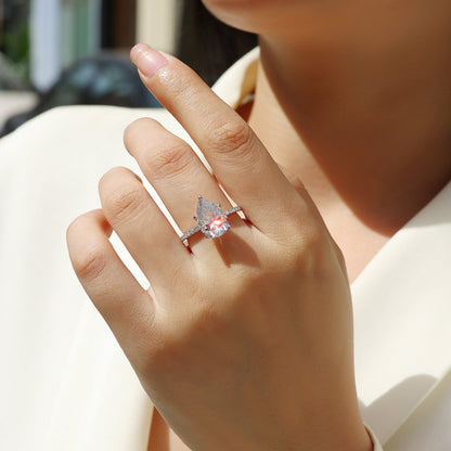 Pear Cut 4。5 Carat Moissanite Engagement Ring for Women – 38 Side Stones, Sterling Silver with 18K White Gold Plating, D Color VVS1 Clarity