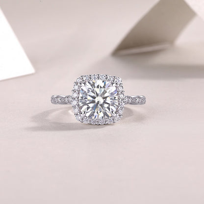 2.5CT Cushion Cut Moissanite Halo Engagement Ring | Twisted Band |