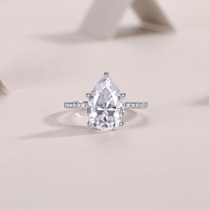 Pear Cut 4。5 Carat Moissanite Engagement Ring for Women – 38 Side Stones, Sterling Silver with 18K White Gold Plating, D Color VVS1 Clarity